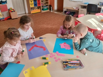 9ece658c-ccc2-4d12-a090-6395ba029e5e