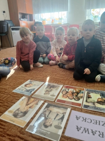 1d7fa184-5d87-449e-b5a3-f92c64690aa2