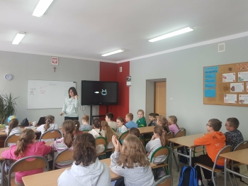 450db67c-a543-4cc6-a254-f8b9bdc27c66