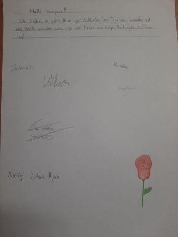 6c68c3cd-9c0c-492d-9040-351898c0e22b