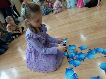 1b5f15dc-a0dd-4bbb-886a-c45793c83eca