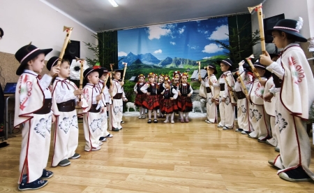 Dzień Babci i Dziadka to jedno z najbardziej ciepłych i rodzinnych świąt w roku